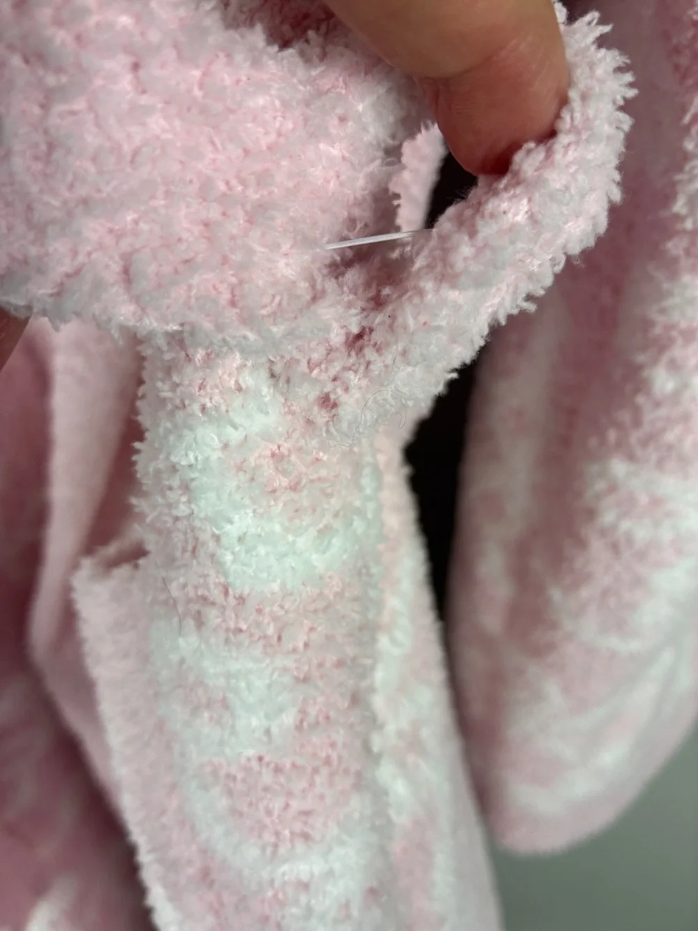 Cupcakes & Cashmere Plush Pink Marled Robe New no Tag Soft Belted